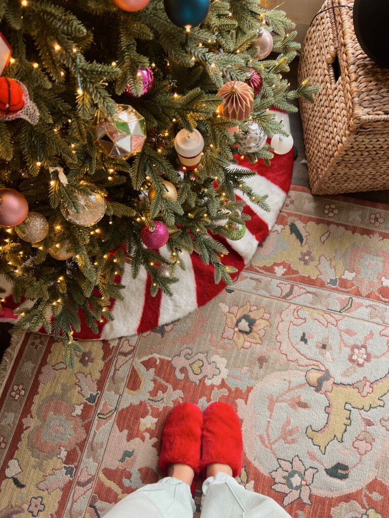 The Ultimate Christmas Decorating Checklist
