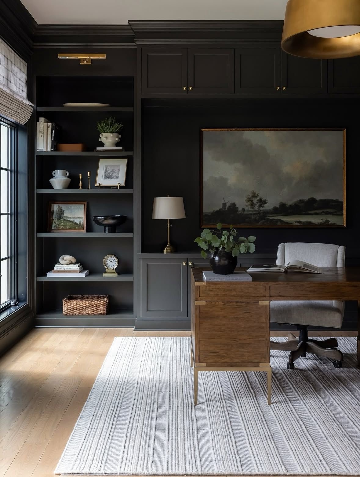 20 Moody Home Office Decor Ideas You’ll Love