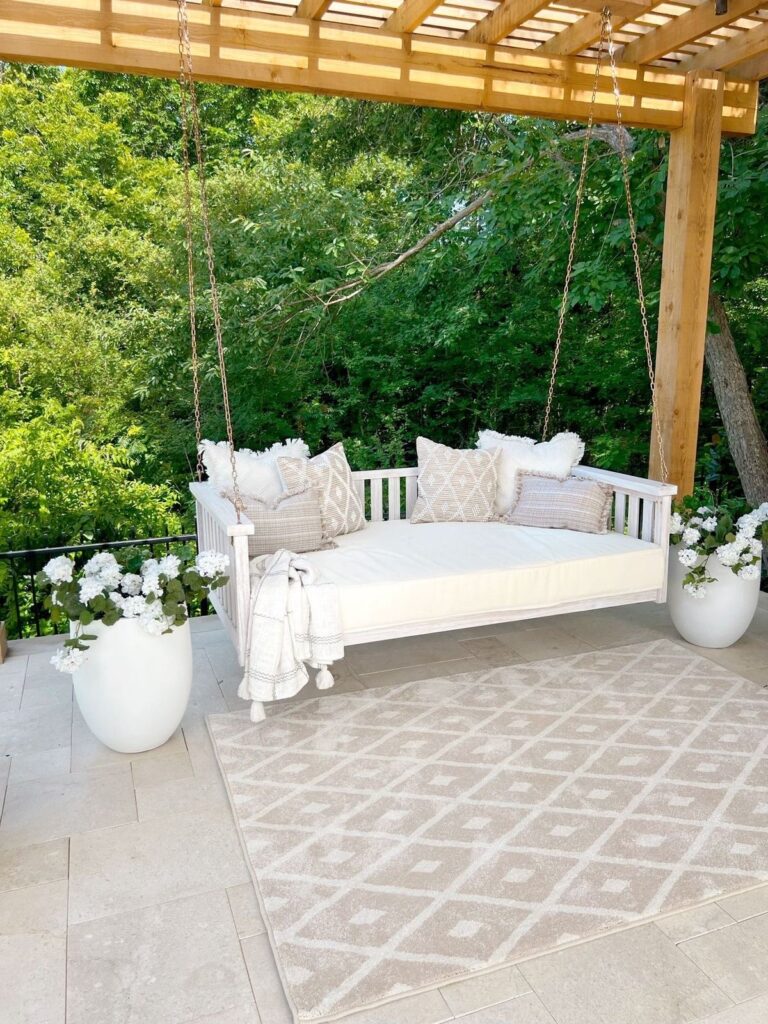 15 Spring Porch Decor Ideas That Will Make You Want to Sit Outside All Day