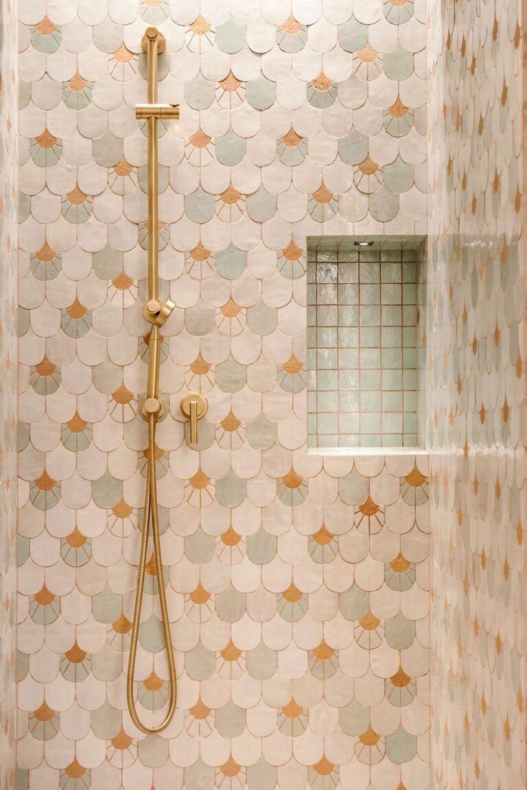 21 Bathroom Tile Ideas You’ll Actually Love