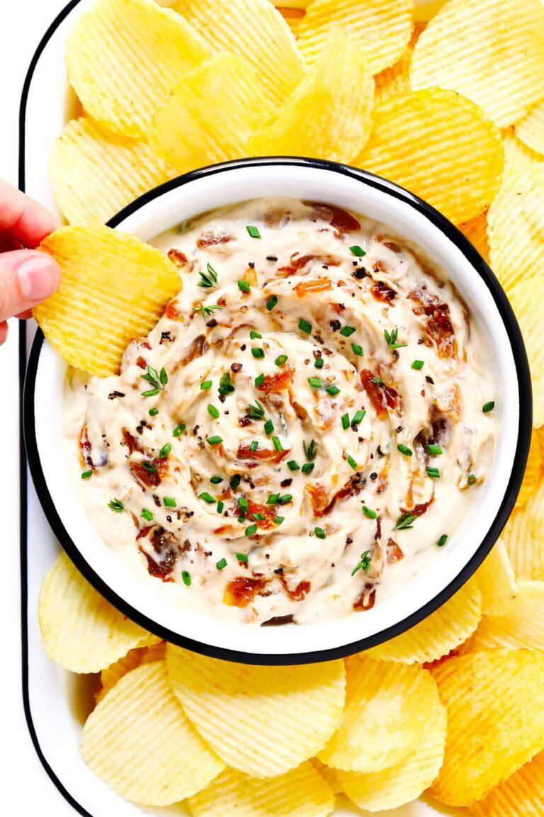 28 Crowd Pleasing Dips and Finger Foods for a Backyard Party