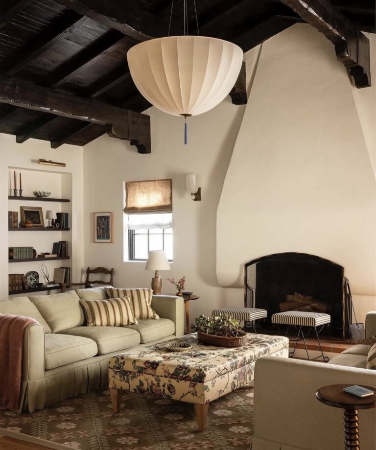 24 Spanish Style Home Ideas That Are Warm, Beautiful and Completely Timeless